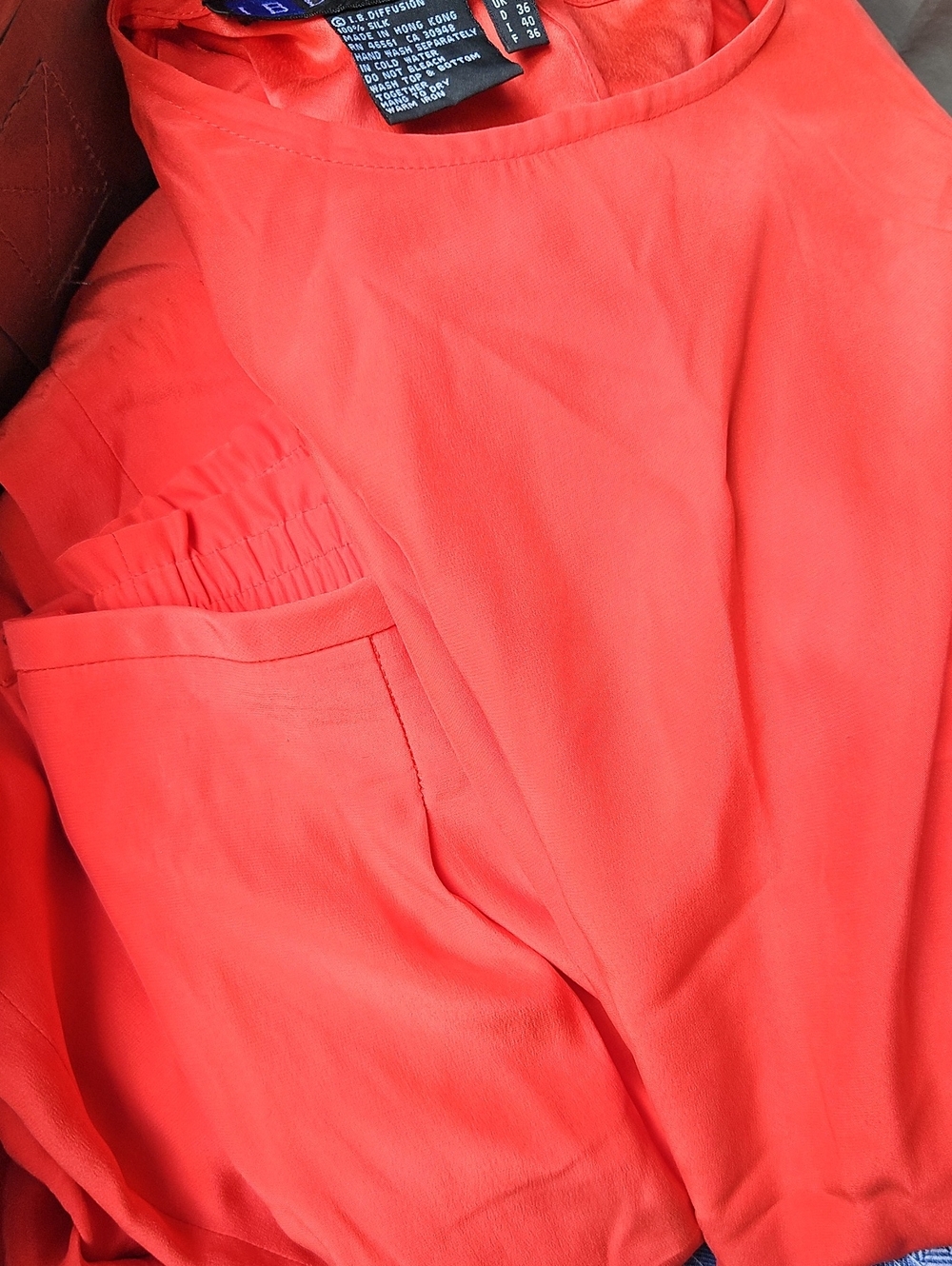 I.B. Diffusion Womens Vintage Classic Red 100% Silk 2 Piece Shirt Pants Outfit 6